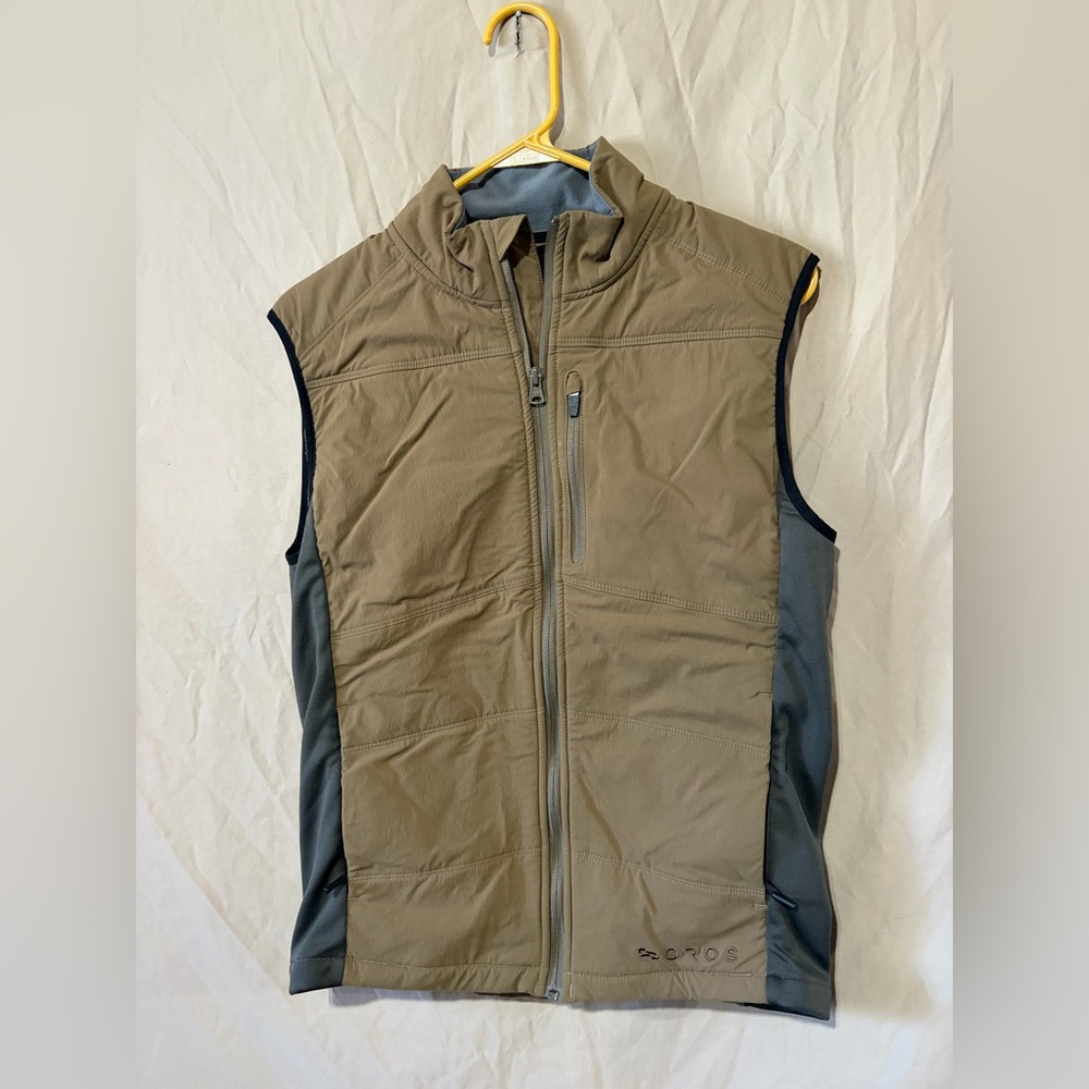Oros vest